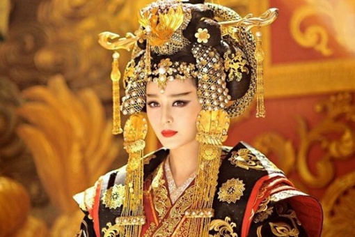 神龙政变时，武则天为什么没有被杀？