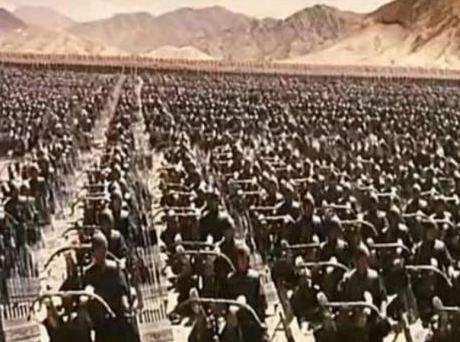 古代打仗为什么士兵会甘愿站在第一排呢 除了重赏外只要是被选上都得上