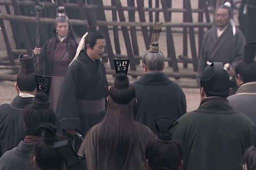 战国时期商鞅为什么去偏僻的秦国变法？