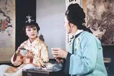 《红楼梦》里的人如何品茶