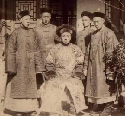 慈禧哪里来的胆子竟然敢向十一国宣战 有一个替罪羊根本不慌