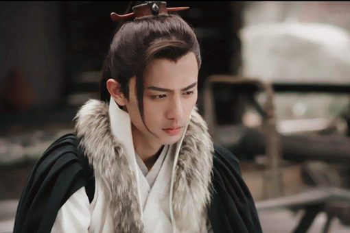 为什么荆轲刺秦选择吓得发抖的秦舞阳而不选择更厉害的人