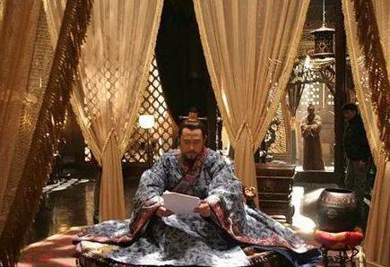 严嵩有贪污受贿人如此严重 为什么嘉靖皇帝没有阻止他呢