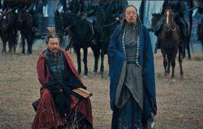 杨修和司马懿相比 为什么曹操只杀杨修呢