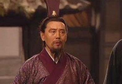 糜芳和糜竺不是两兄弟吗 为什么一个忠心一个叛变呢