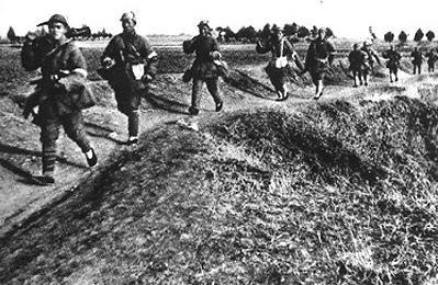 郝鹏举是怎么死的