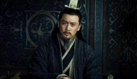 诸葛亮为什么被称为“卧龙”