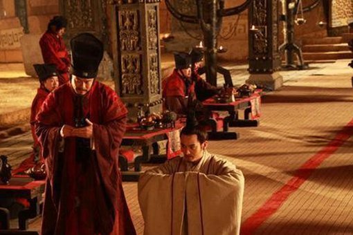 在位三十年的燕后简公为什么在历史上记载这么少？