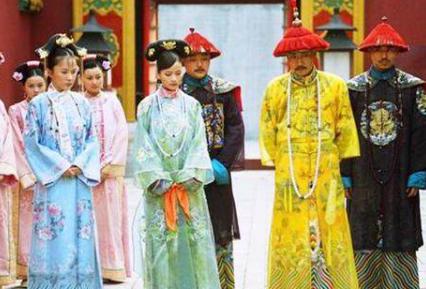 为什么乾隆传位嘉庆是人生最大的失误呢 事实证明也确实如此