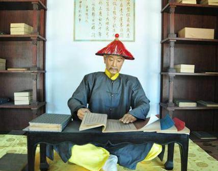 为什么乾隆传位嘉庆是人生最大的失误呢 事实证明也确实如此