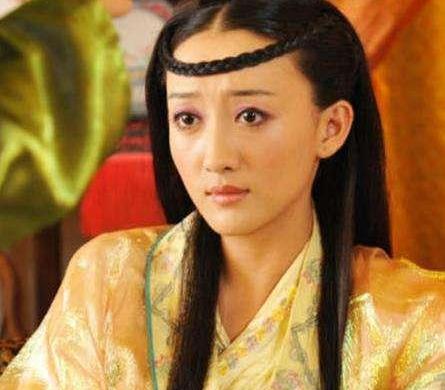 吕后连戚夫人都残忍的杀害了 为什么她会放过薄姬呢