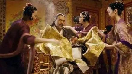 乾隆时期的风扇到底是什么样的 乾隆是如何改进的呢