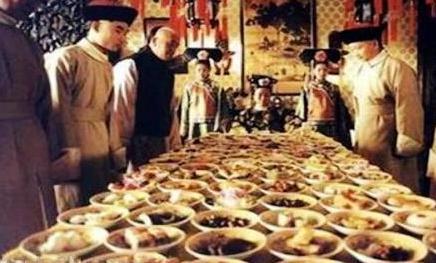 乾隆的千叟宴到底是什么样的 为什么会将老人累的精疲力精呢