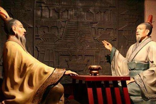 楚庄王继位后初期不问政事后来是怎么成为五霸之一的？