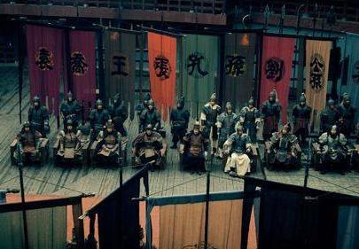 小说中是怎么描述十八路诸侯的 历史上的考究如何