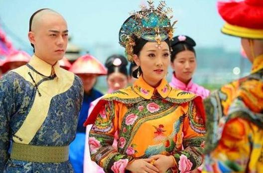 她为嘉庆3年生下两子一路晋升贵妃，嘉庆死后她怎么样了