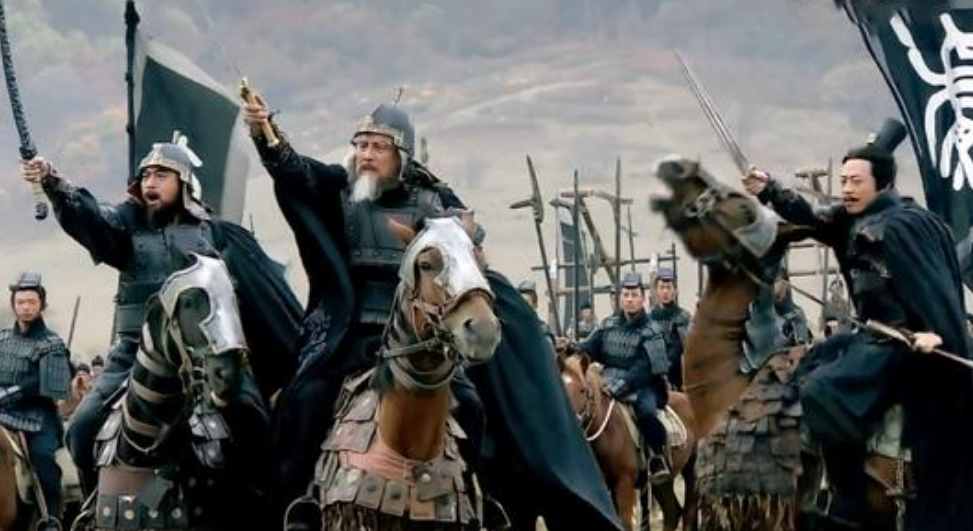 春秋战国各诸侯国军队穿什么颜色的军服，秦国军服为什么被人笑