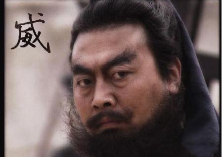 关羽被称为五虎上将之首，庞德为什么不怕关羽