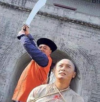 为什刽子手一听刀下留人就停手呢 不停的话会怎么样呢