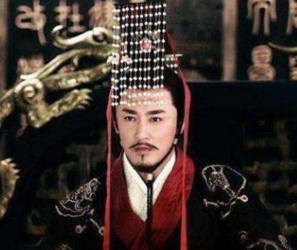 为什么项羽和刘邦没有在秦始皇生前造反 而是选择在死后造反呢