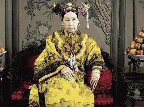 清朝建立的皇族内阁是怎么回事