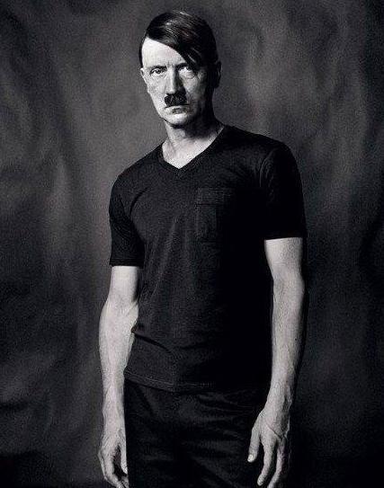 如果当年希特勒考上了维也纳艺术学院成了画家,结局会怎样