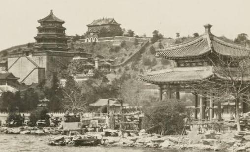 与明治天皇相比,慈禧太后差在哪里呢