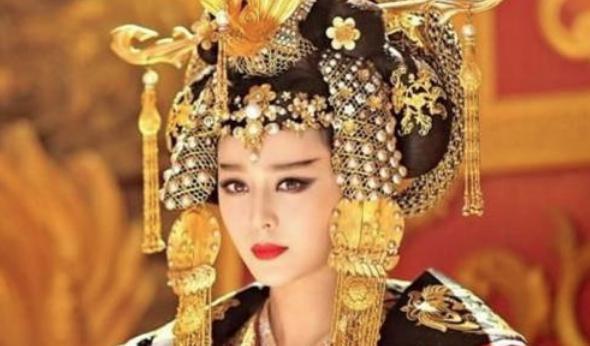 武则天被儿子李显夺位之后，她生活在哪里