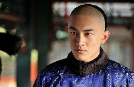 永璇的腿疾是怎么来的