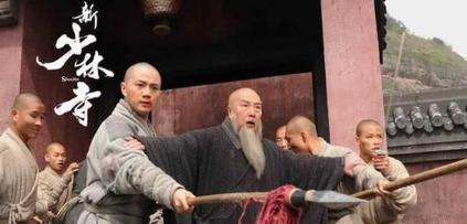 古代长枪为什么要带着红缨呢 这个东西有什么作用呢