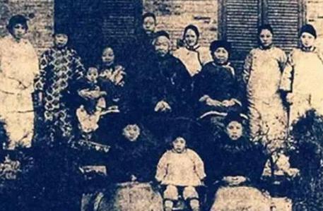 康有为的为人如何 为什么说他是一个不折不扣的伪君子呢