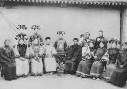 古代都是三妻四妾的 为什么穷人很少出现光棍呢