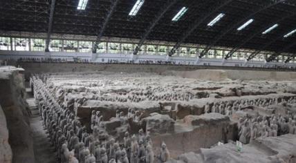 兵马俑为什么都是单眼皮的