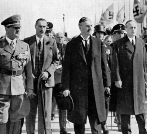 二战的爆发比希特勒计划的推迟了6天是怎么回事 这中间还发生了哪些事情