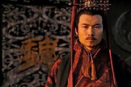 刘禅登基之后 诸葛亮为什么还要独揽大权