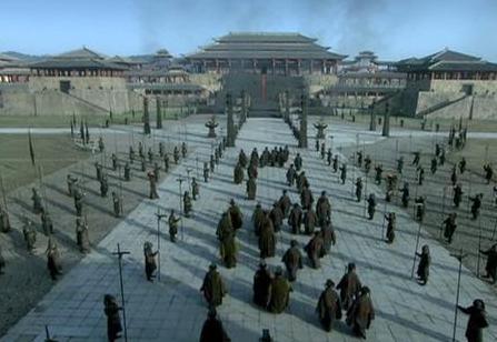 刘禅登基之后 诸葛亮为什么还要独揽大权