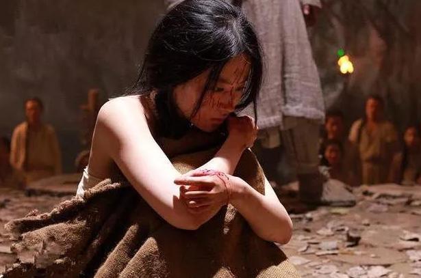 唐朝两个“女皇帝”的恩怨,两个都曾出家,她们是怎么做到的?