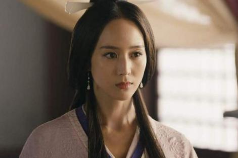 张春华为什么斗不过柔弱小妾柏夫人