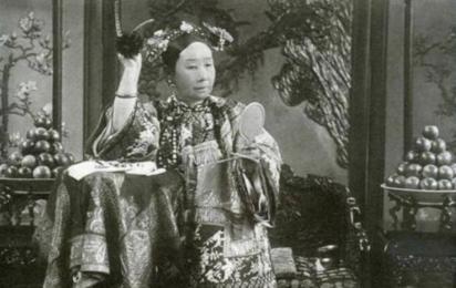 慈禧是怎样对待宫女和太监的 她都用了什么方式