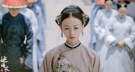 令妃生的两个女儿中,为什么得到的称号不一样