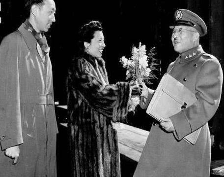 梁鸿志的生平如何