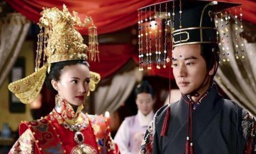 明英宗复位后，是怎么对待景泰帝后妃的