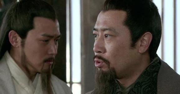 夷陵之战后,为什么曹丕先攻东吴