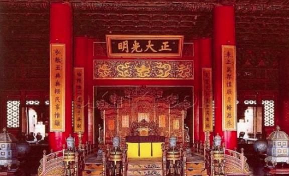 乾隆驾崩仅三月,嘉庆为什么就着急立皇储