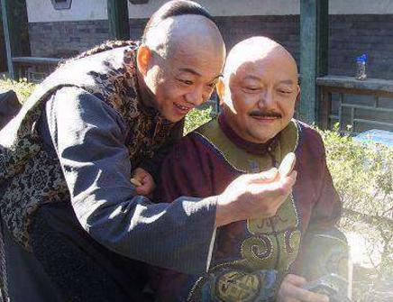 丰绅殷德是如何报复嘉庆 他是怎么做的