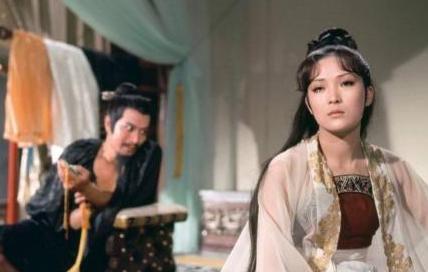 嫪毐让太后生子是怎么做到 他都做了什么事情