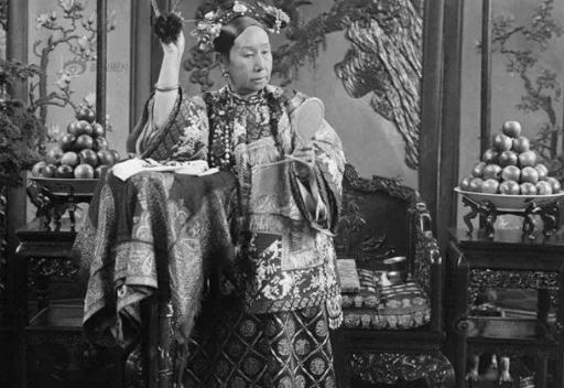 不可一世的慈禧为什么没有称帝