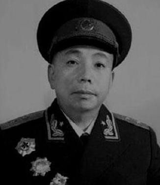 杨宗胜1955年授衔时,他为什么拒绝出席