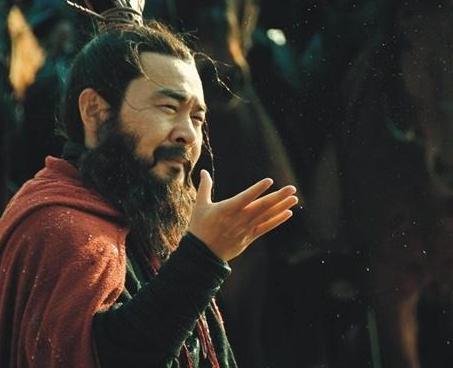 刘备屡战屡败为什么曹操还其视为最大对手呢 这又是为什么呢