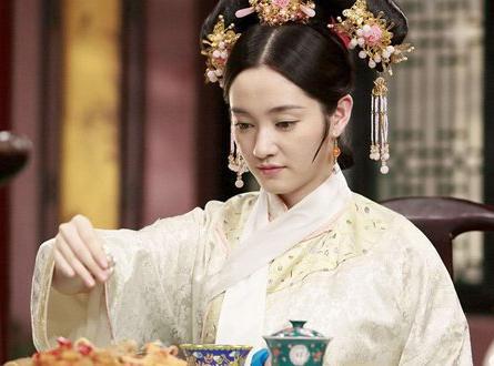 顾常入宫半年就死了 为什么死后迟迟不能下葬